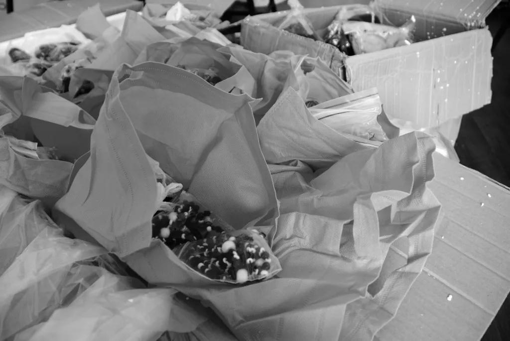 And the contents were exactly right. Beads!